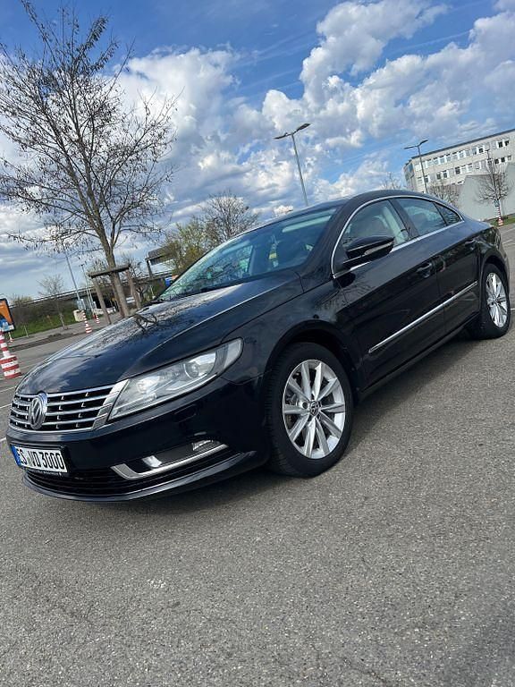 Usado VW CC 160 HP (117 kW) 2012 Preto Sedan