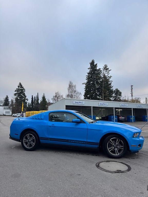 Gebraucht Ford Mustang 219 PS (161 kW) 2009 Blau Limousine