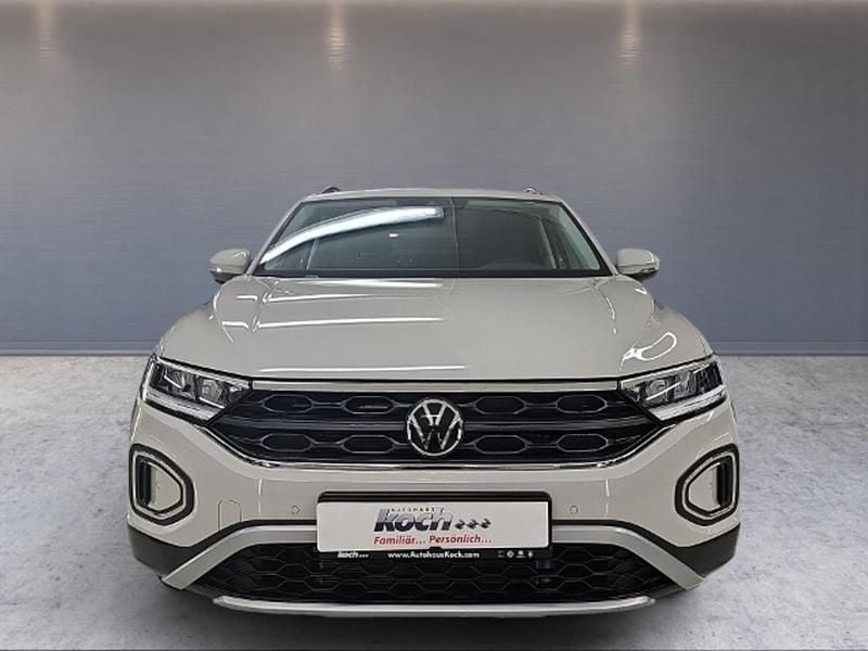 Gebraucht VW T-Roc Life 110 PS (80 kW) 2023 Grau SUV