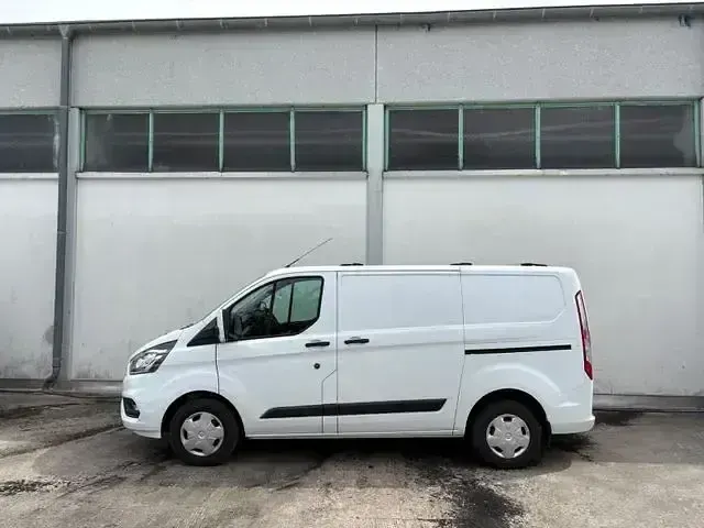 Gebraucht Ford Transit Custom 131 PS (96 kW) 2020 Andere Van