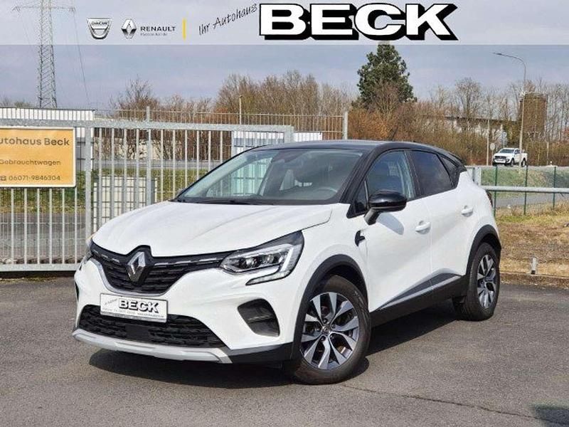 Weiss qnc+schwarz gne Gebraucht 2020 Renault Captur Experience SUV | 15.790 € (Etwas zu teuer) - Bild 1/4