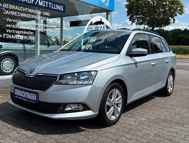 Silber Gebraucht 2022 Skoda Fabia Ambition Kleinwagen | 17.440 € (Etwas zu teuer) - Bild 1/4