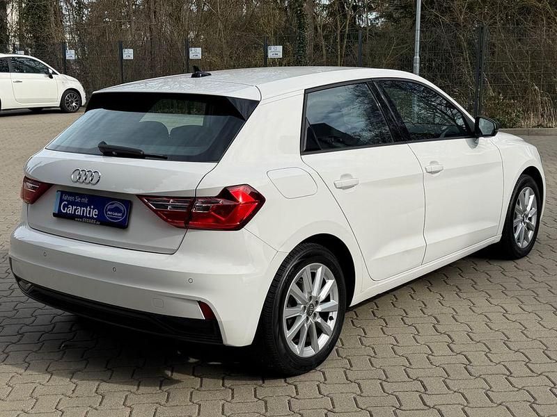 Gebraucht Audi A1 Sportback Advanced 95 PS (69 kW) 2019 Weiß Kleinwagen