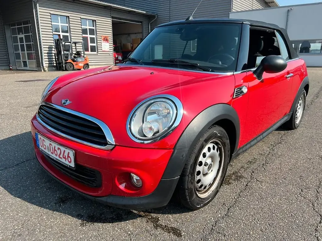 Gebraucht Mini One Cabriolet Pepper 98 PS (72 kW) 2015 Rot Cabrio