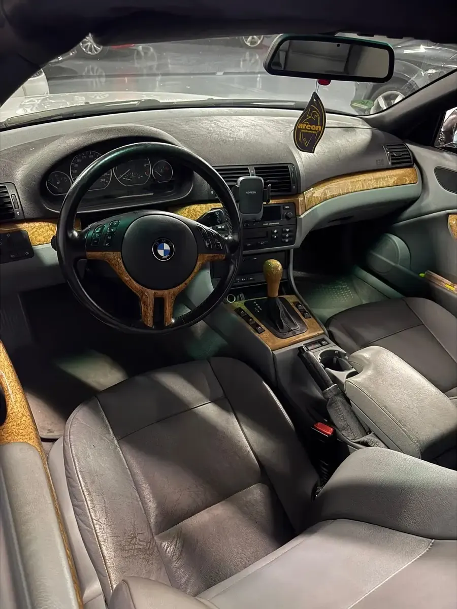 Gebraucht BMW 325 192 PS (141 kW) 2003 Silber Cabrio
