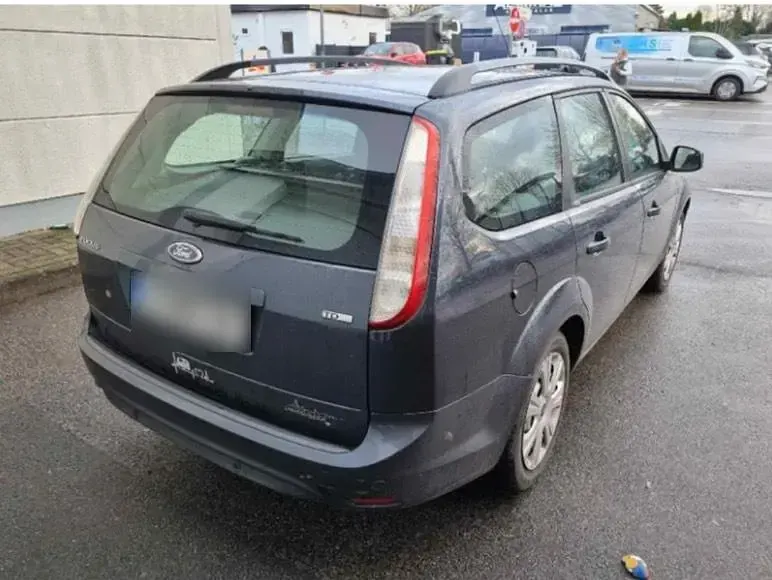 Gebraucht Ford Focus 109 PS (80 kW) 2011 Blau Kombi