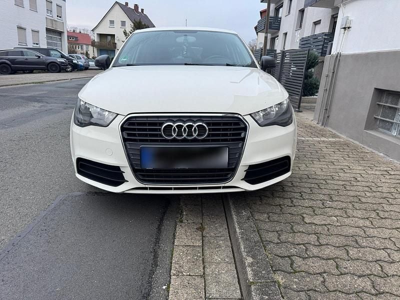 Gebraucht Audi A1 Sportback S-Line 90 PS (66 kW) 2014 Weiß Kleinwagen