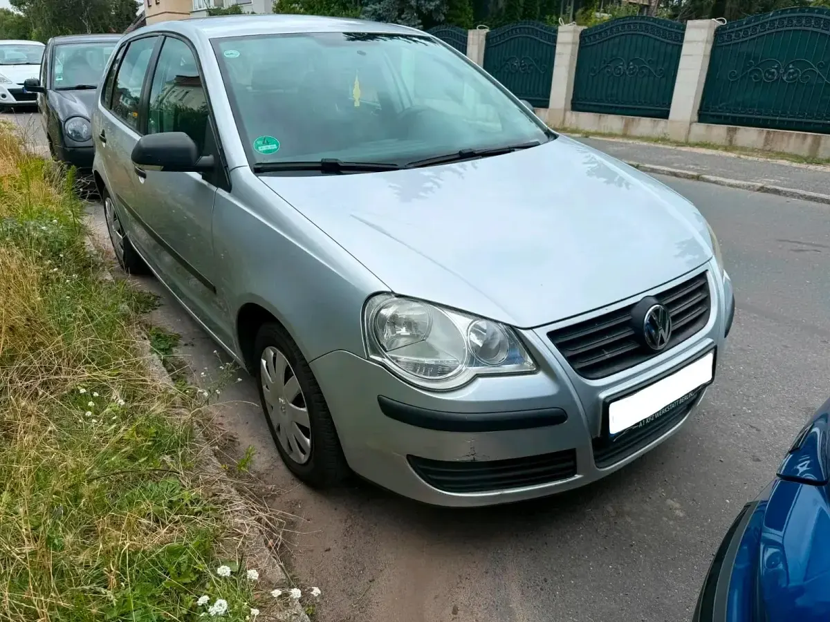 Gebraucht VW Polo 64 PS (47 kW) 2005 Silber Kleinwagen