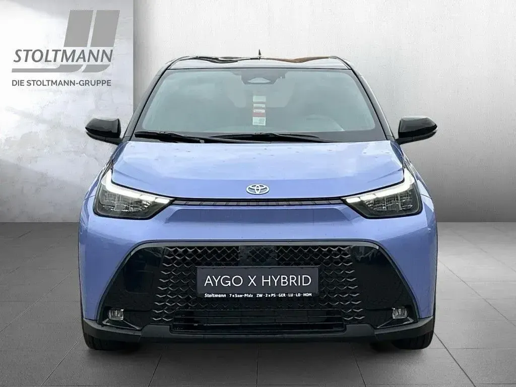 Neu Toyota Aygo X 116 PS (85 kW) 2026 Violett SUV