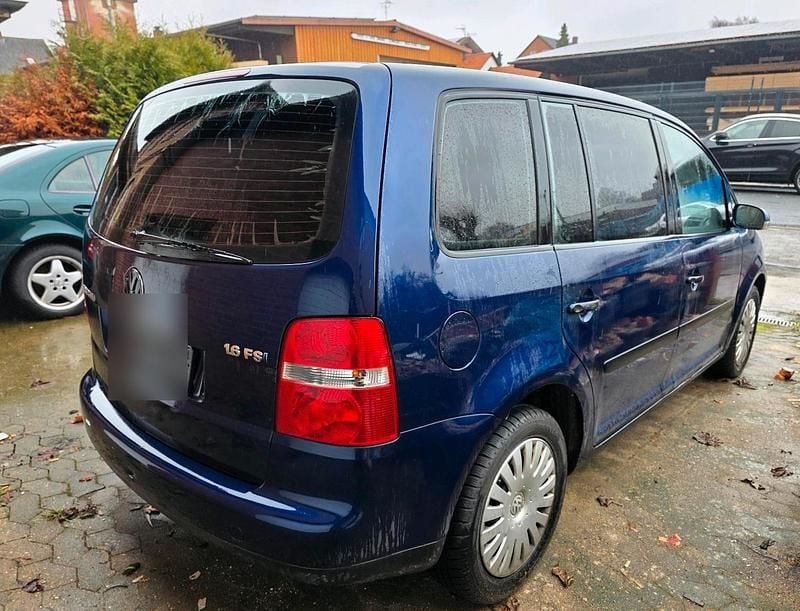 Gebraucht VW Touran 105 PS (77 kW) 2003 Blau Van / Kleinbus