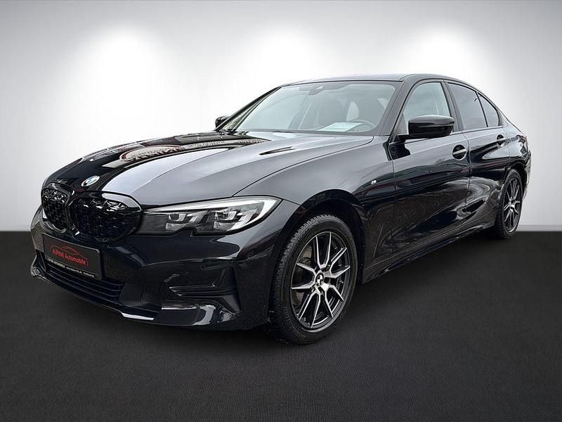 Gebraucht BMW 320 Advantage 184 PS (135 kW) 2020 Schwarz Limousine