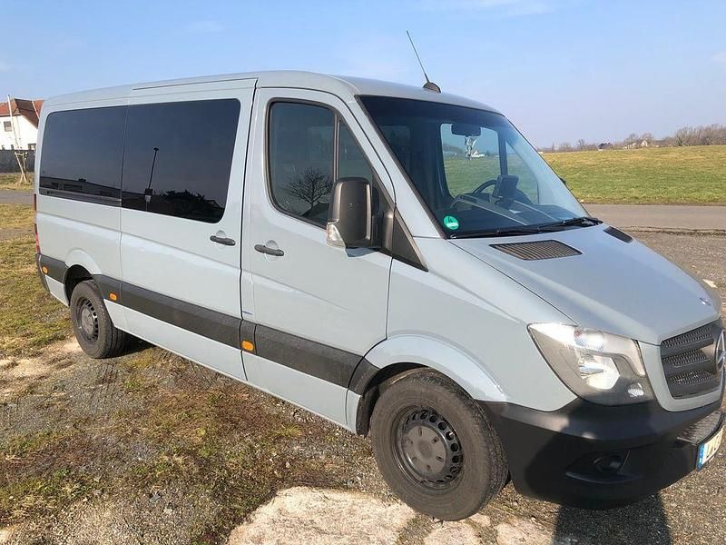 Gebraucht Mercedes Sprinter 163 PS (119 kW) 2015 Grau Van