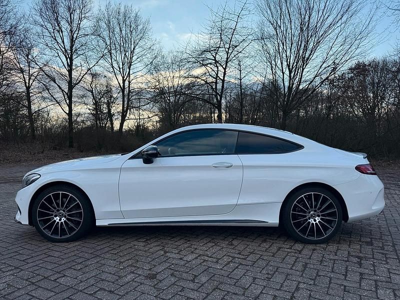 Usata Mercedes C250 2017 Bianco Coupé