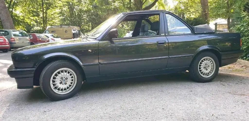 Gebraucht BMW 316 Shadowline 99 PS (72 kW) 1991 Schwarz Cabrio