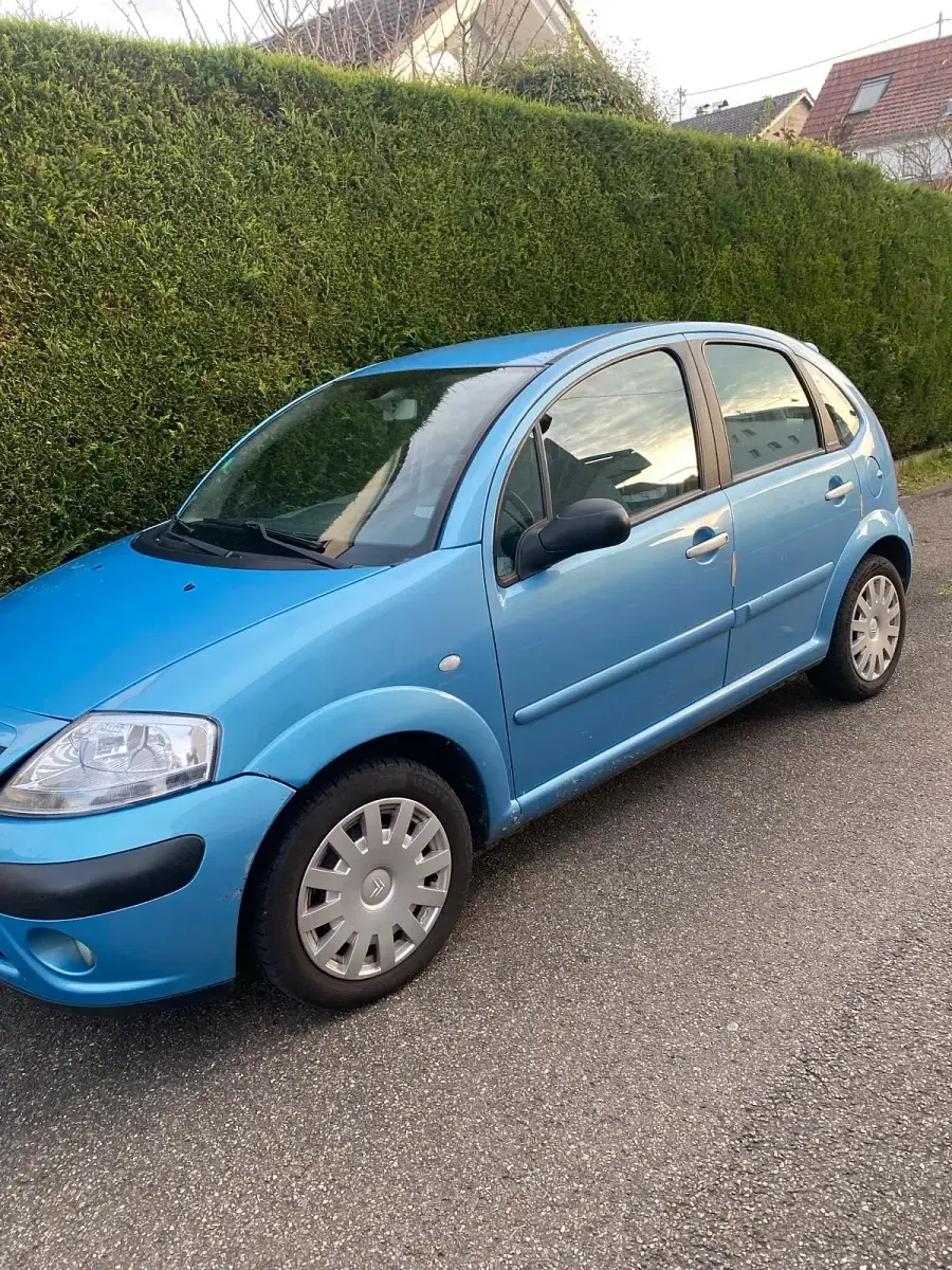 Gebraucht Citroën C3 Exclusive 75 PS (55 kW) 2003 Blau Kleinwagen