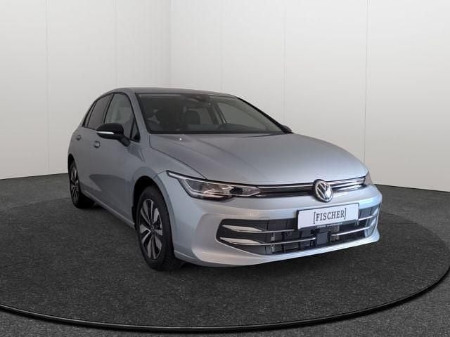 Gebraucht VW Golf VIII Goal 150 PS (110 kW) 2025 Silber Limousine