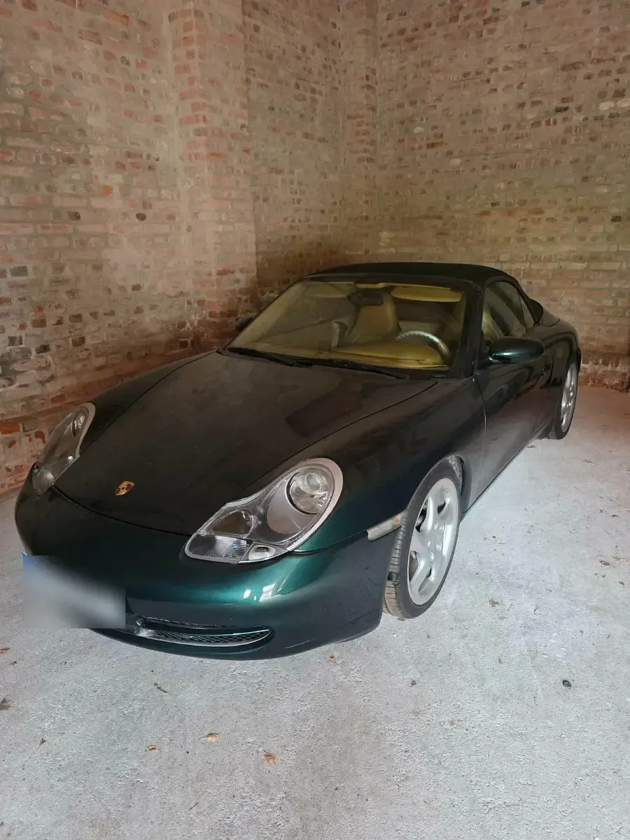 Gebraucht Porsche 996 320 PS (235 kW) 2001 Grün Cabrio