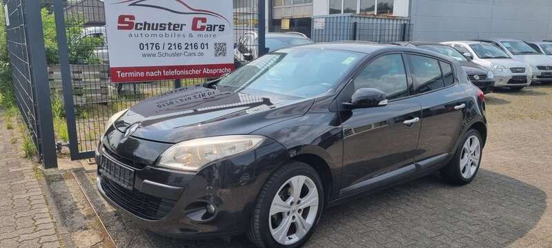 Perlmuttschwarz Gebraucht 2011 Renault Mégane III Dynamique Kleinwagen | 5.900 € (Fairer Preis) - Bild 1/4