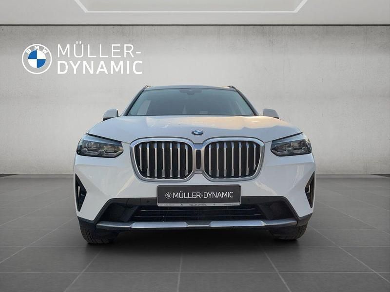 Gebraucht BMW X3 Sport Line 190 PS (139 kW) 2022 Weiß SUV