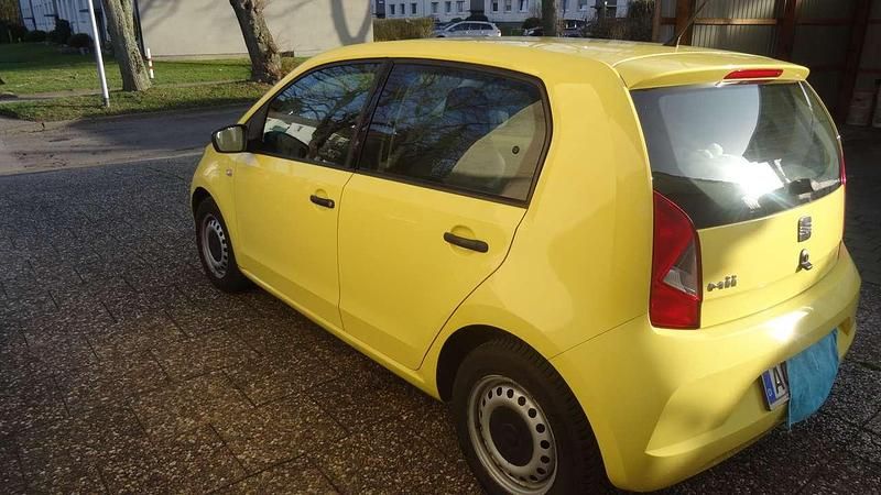Second-hand Seat Mii Style 75 CP (55 kW) 2013 Galben Hatchback