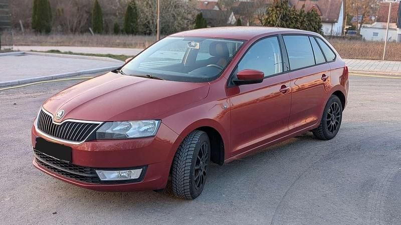 Gebraucht Skoda Rapid Active 86 PS (63 kW) 2014 Rot Kleinwagen