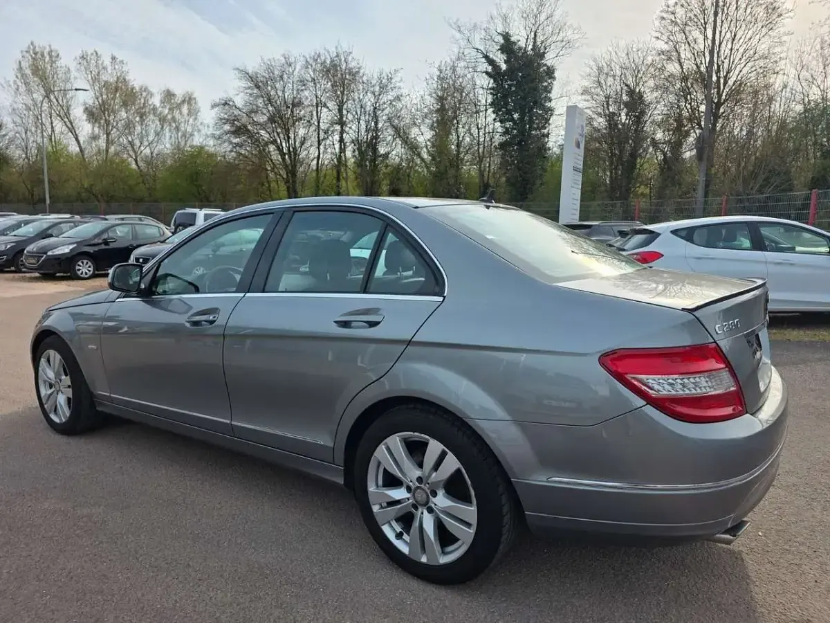 Gebraucht Mercedes C280 231 PS (169 kW) 2010 Grau Limousine