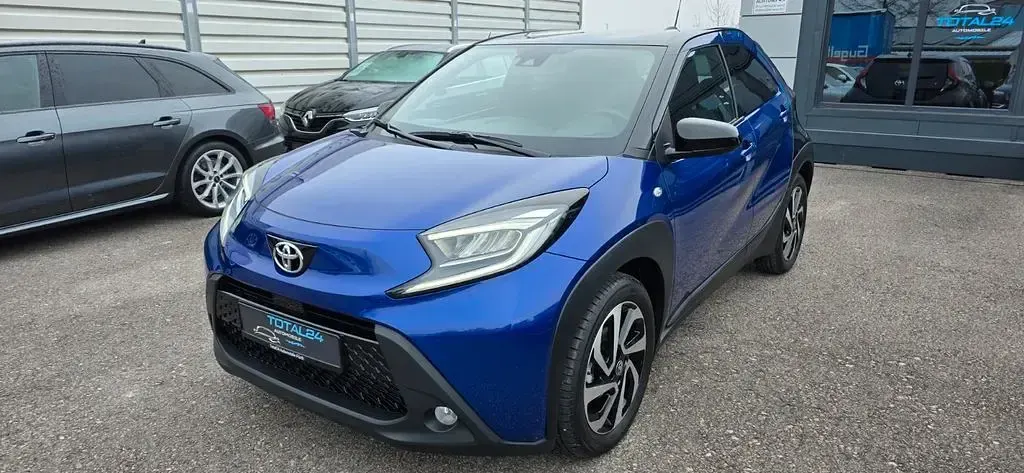 Gebraucht Toyota Aygo X Pulse 72 PS (52 kW) 2023 Schwarz SUV