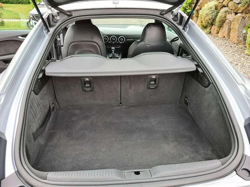 Gebraucht Audi TT Design 184 PS (135 kW) 2015 Silber Coupé