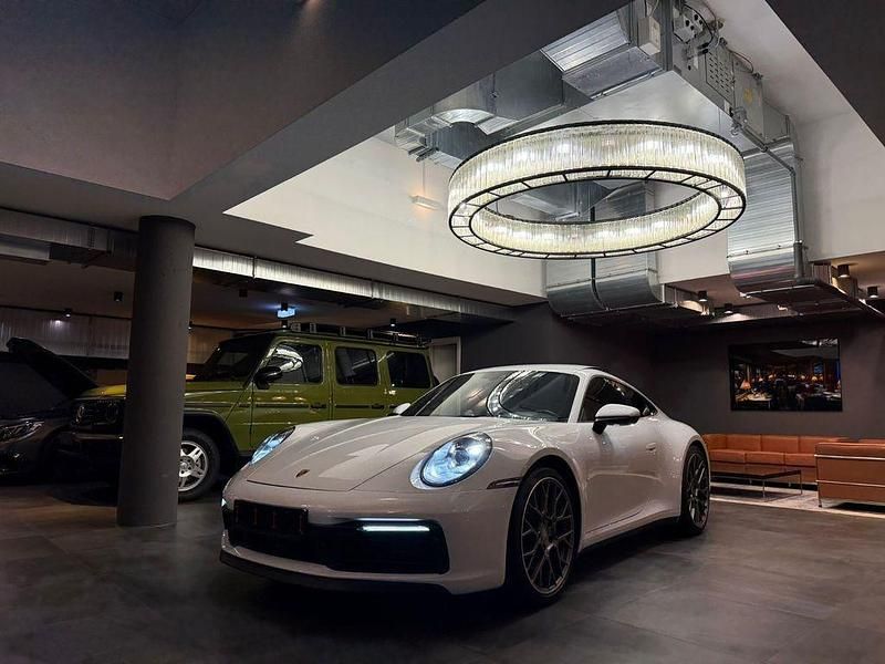 Gebraucht Porsche 992 Chrono 450 PS (330 kW) 2019 Weiß Coupé