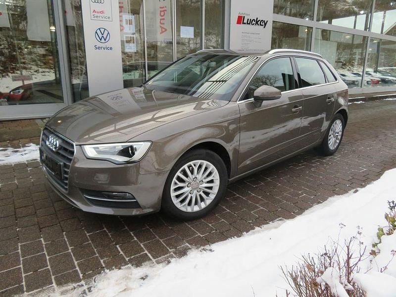 Gebraucht Audi A3 Ambiente 125 PS (91 kW) 2016 Grau Limousine