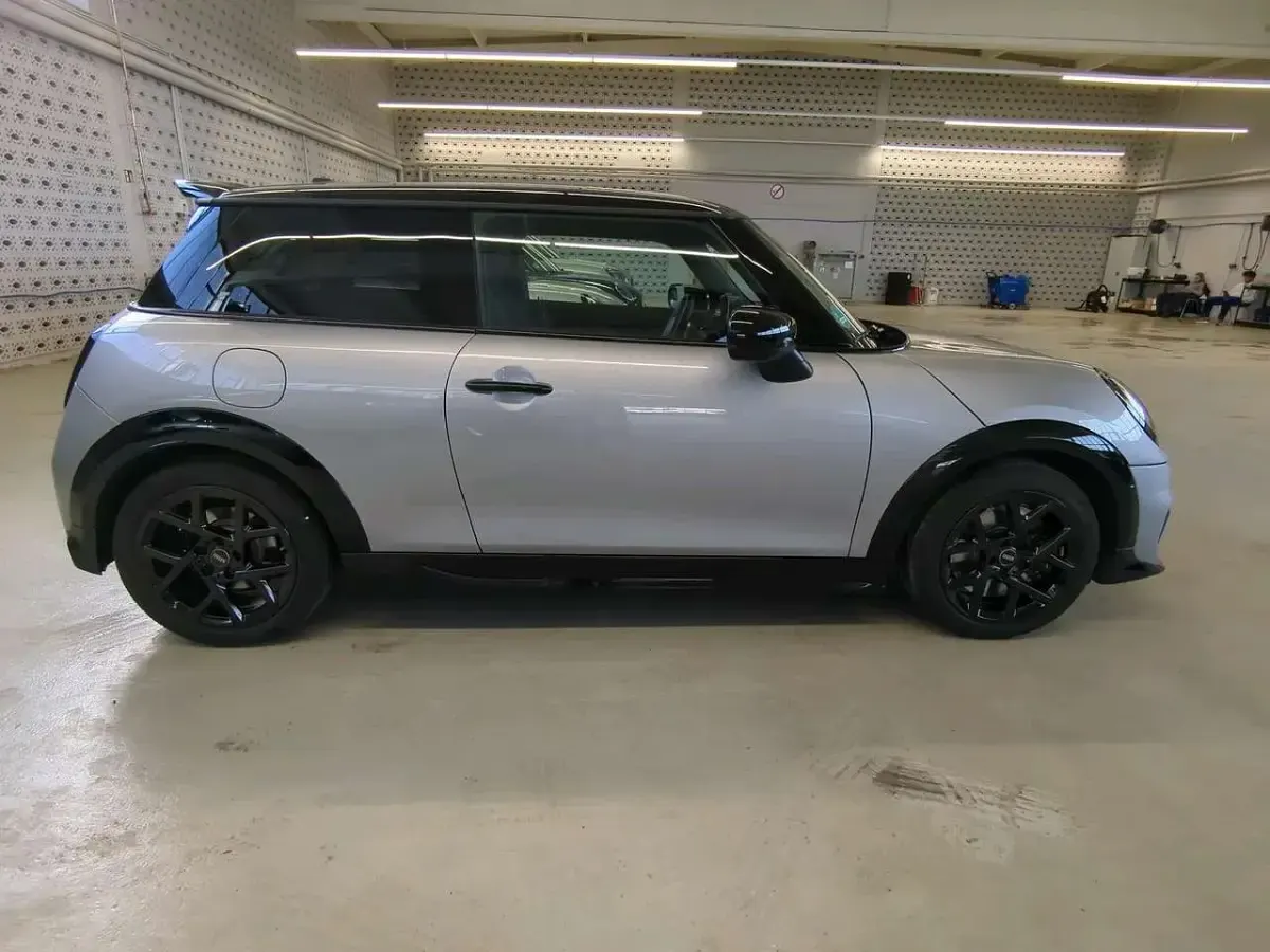 Gebraucht Mini John Cooper Works 156 PS (114 kW) 2025 Grau Kleinwagen