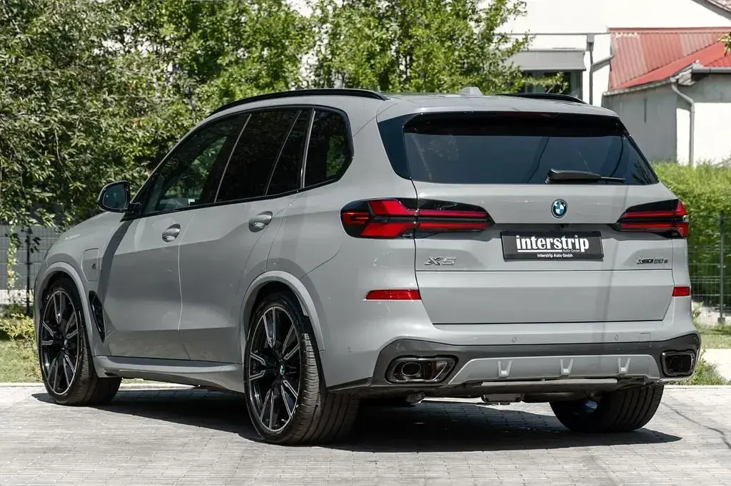 Gebraucht BMW X5 M Sport 489 PS (359 kW) 2025 Grau SUV