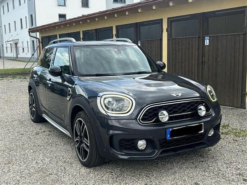 Grau Gebraucht 2017 Mini Cooper SD Countryman SUV | 14.999 € - Bild 1/4