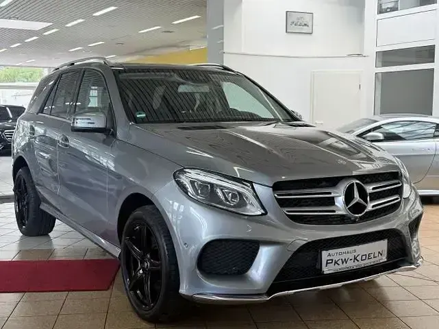 Gebraucht Mercedes GLE350 AMG line 258 PS (189 kW) 2015 Silber SUV