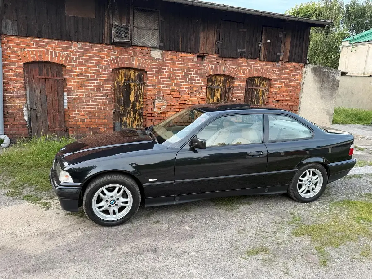 Gebraucht BMW 323 170 PS (125 kW) 1997 Schwarz Coupé
