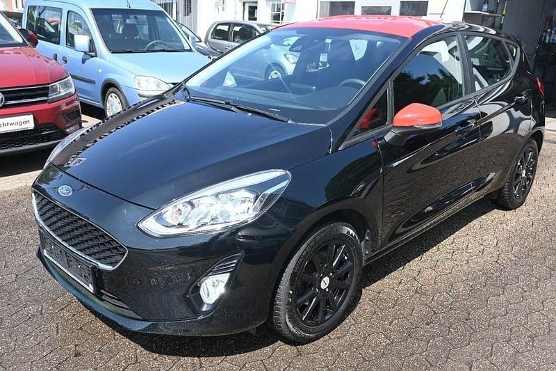 Iridiumschwarz metallic Gebraucht 2019 Ford Fiesta Cool & Connect Limousine | 8.298 € - Bild 1/4