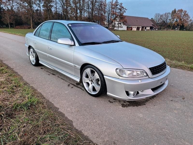 Gebraucht Opel Omega 218 PS (160 kW) 2001 Silber Limousine