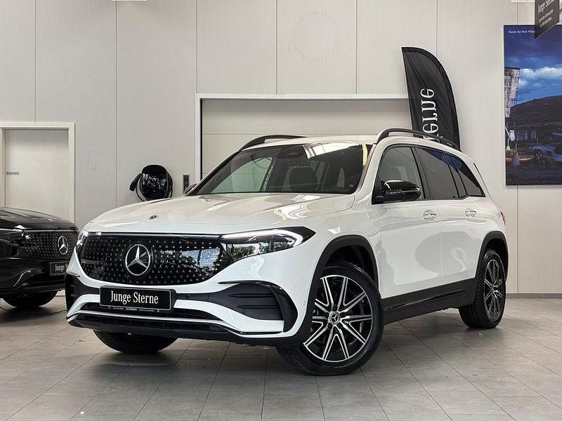 Weiß Gebraucht 2024 Mercedes EQB300 AMG SUV | 39.950 € (Fairer Preis) - Bild 1/4