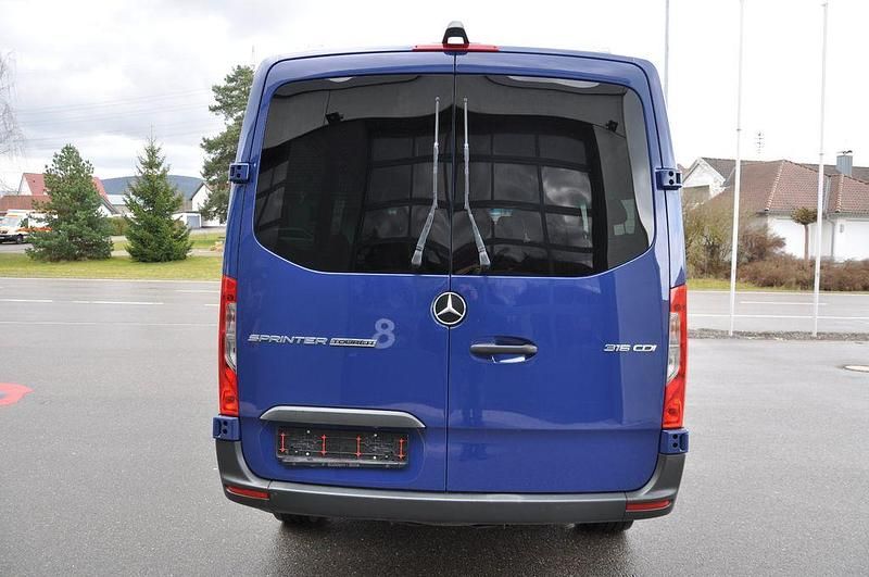 Gebraucht Mercedes Sprinter 163 PS (119 kW) 2020 Blau Van