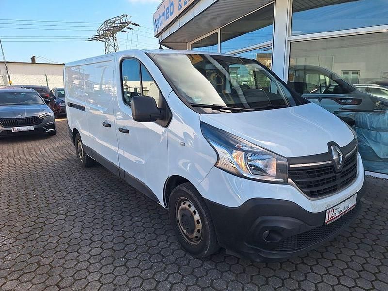 Gebraucht Renault Trafic 145 PS (106 kW) 2021 Weiß Van / Kleinbus