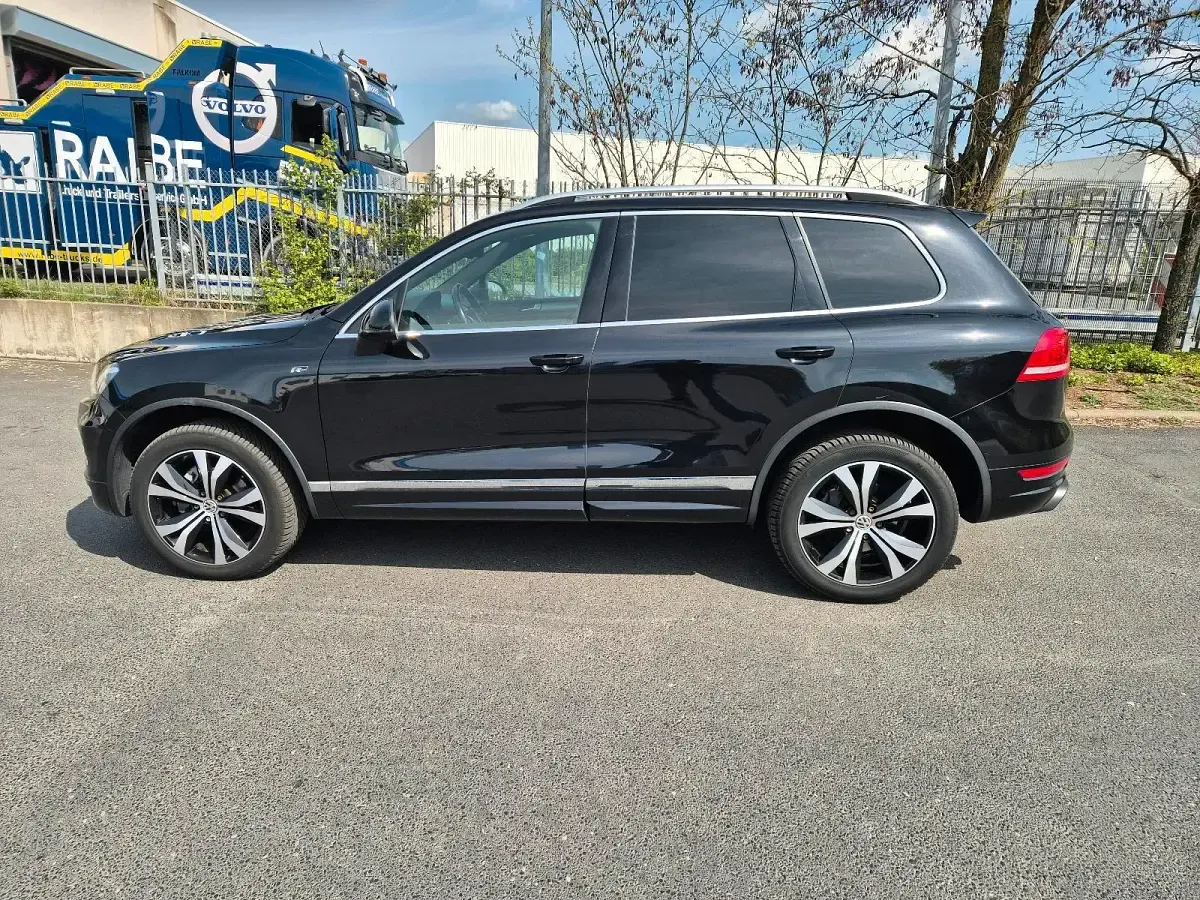 Gebraucht VW Touareg 245 PS (180 kW) 2014 Schwarz SUV