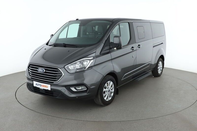 Grau Gebraucht 2019 Ford Tourneo Custom Trend | 30.340 € - Bild 1/4