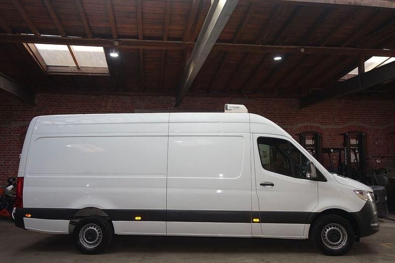 Gebraucht Mercedes Sprinter 170 PS (125 kW) 2023 Arktikweiss Van