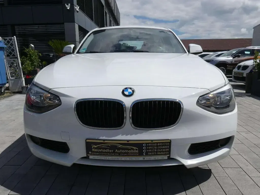 Gebraucht BMW 114 95 PS (69 kW) 2015 Weiß Kleinwagen