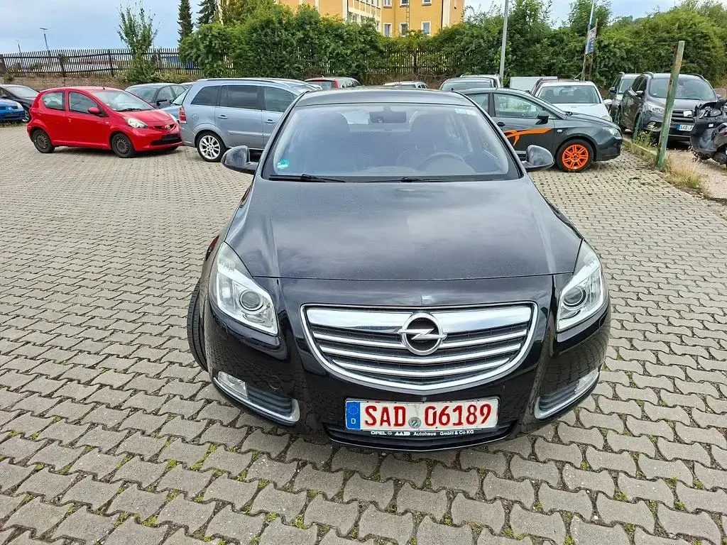 Gebraucht Opel Insignia Sport 220 PS (161 kW) 2008 Schwarz Limousine