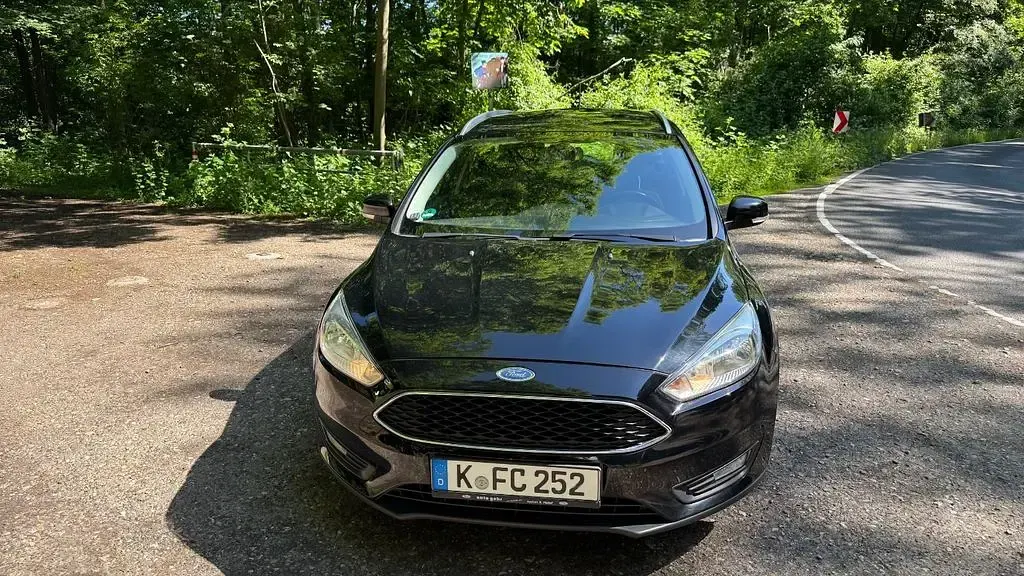 Gebraucht Ford Focus 125 PS (91 kW) 2018 Schwarz Limousine
