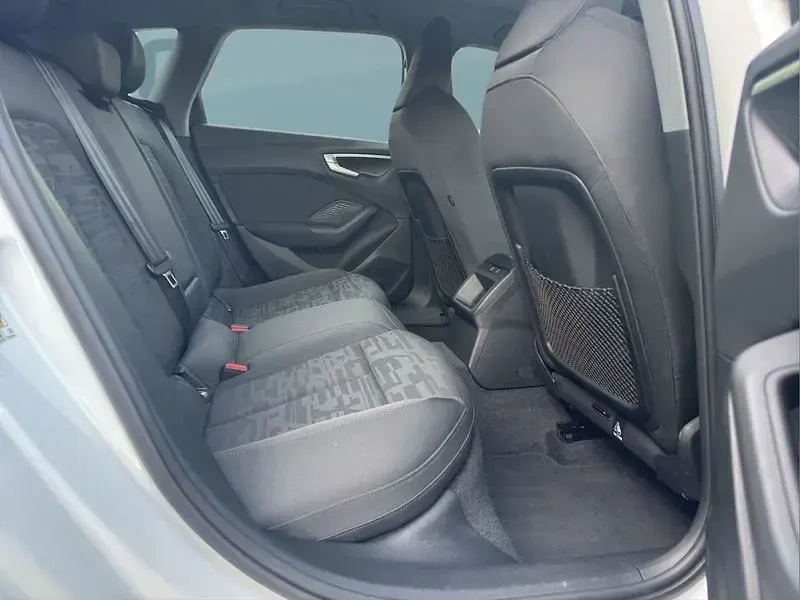 Gebraucht Audi A5 204 PS (150 kW) 2025 Weiß Kombi