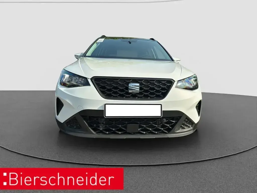 Gebraucht Seat Arona Style 116 PS (85 kW) 2024 Nevada weiß metallic / midnigh SUV