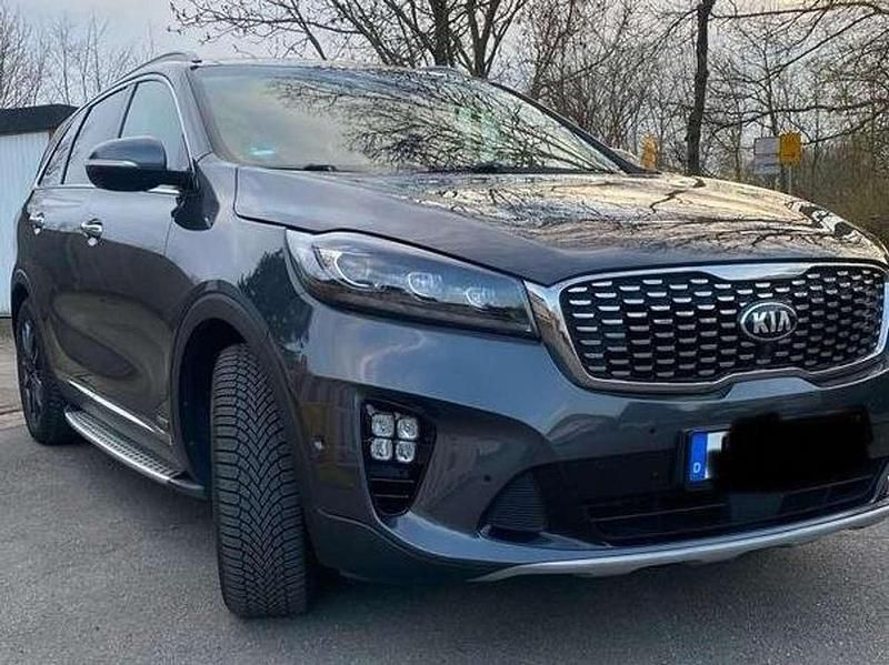 Grau Gebraucht 2018 Kia Sorento GT-Line SUV | 18.500 € (Guter Preis) - Bild 1/4