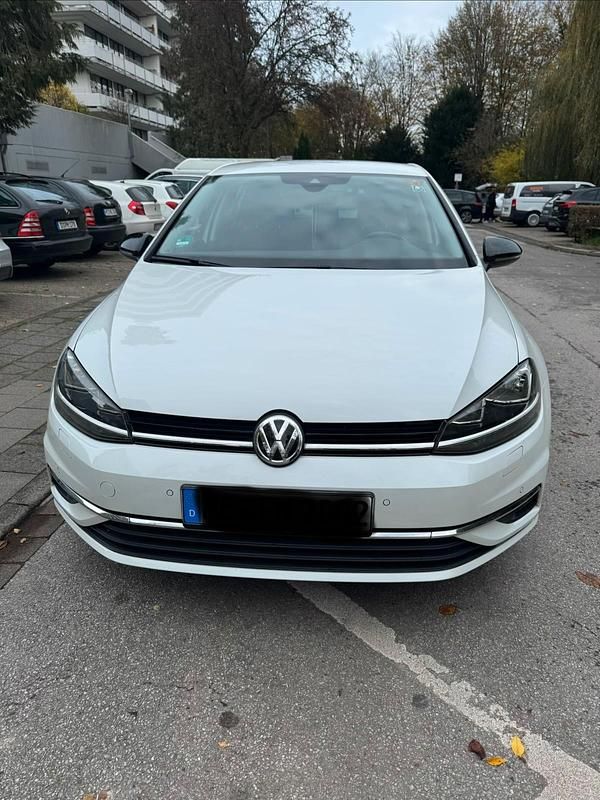 Weiß Gebraucht 2019 VW Golf VII Kleinwagen | 12.500 € (Superpreis) - Bild 1/4